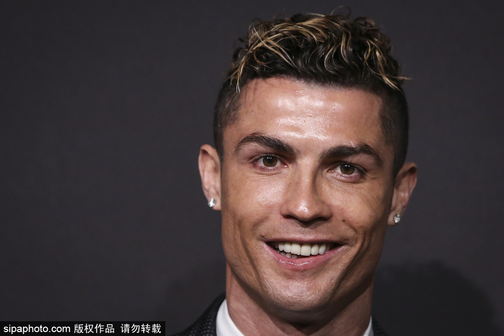 同比赛中得 同比赛中得